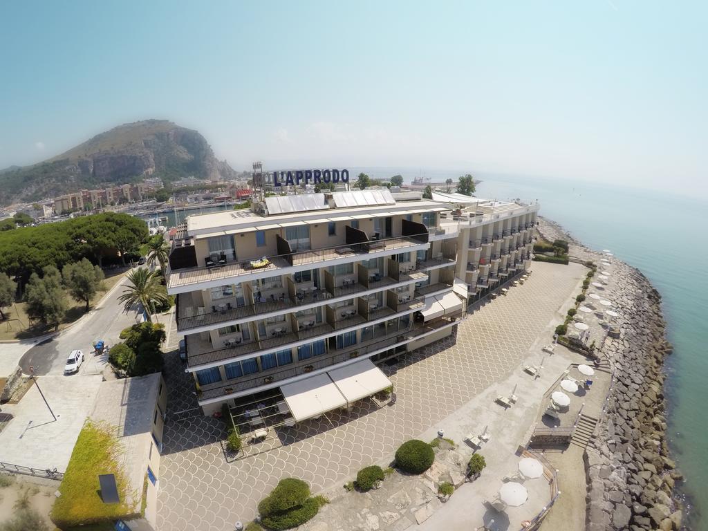 Grand Hotel L'Approdo Terracina Exterior foto