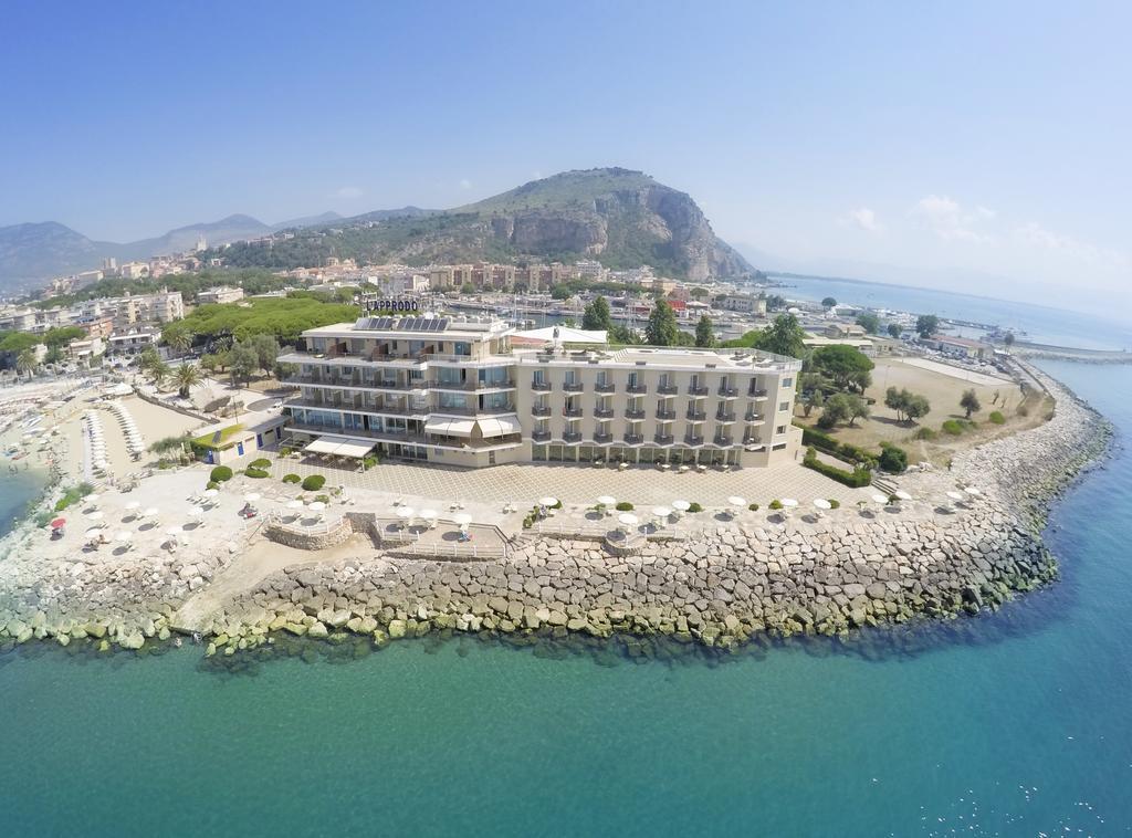 Grand Hotel L'Approdo Terracina Exterior foto