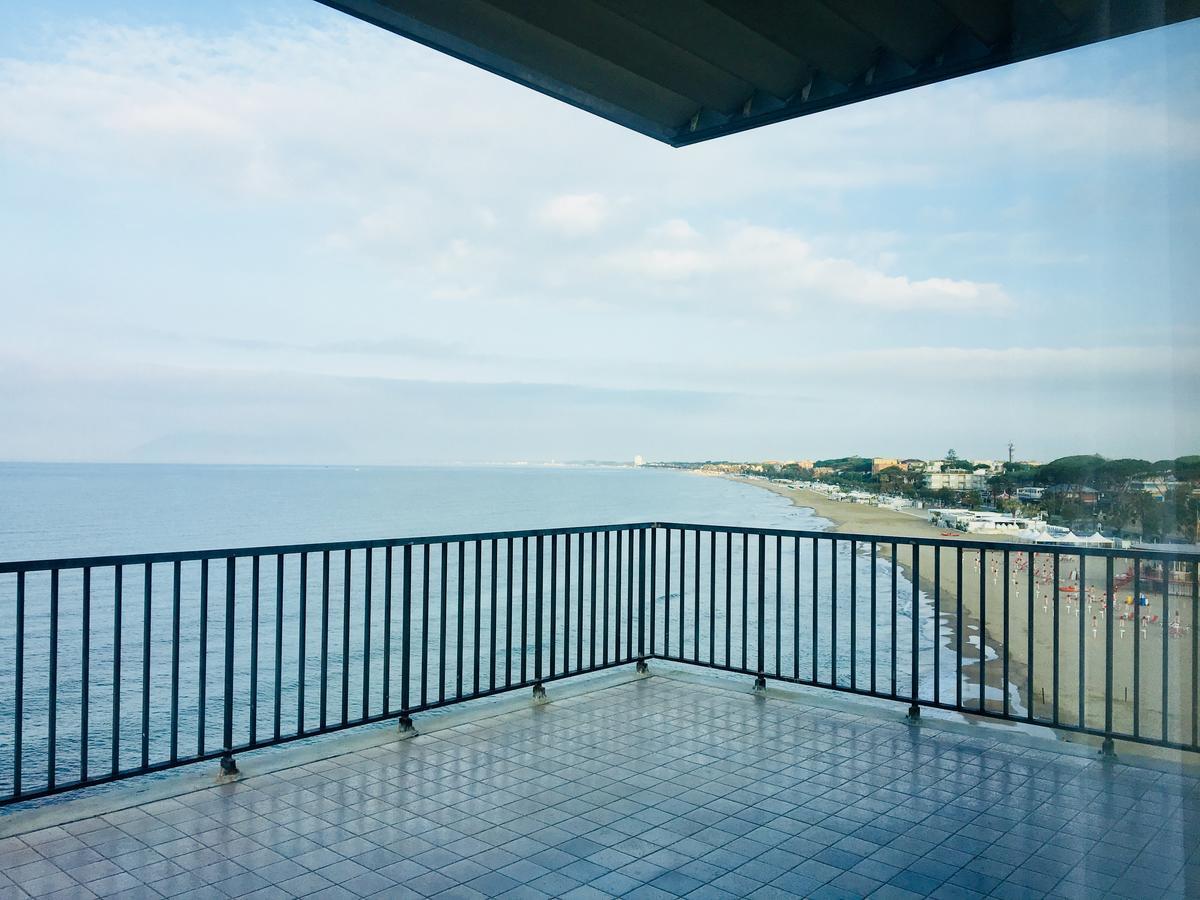 Grand Hotel L'Approdo Terracina Exterior foto